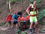 Nad Novými Dierami si poranila koleno 53-ročná turistka