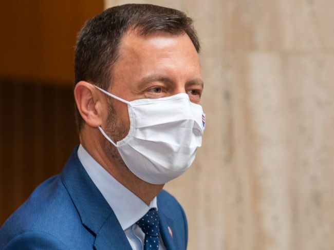 Premiér: Pripravujeme vyslanie slovenského špeciálu pre evakuáciu z Afganistanu