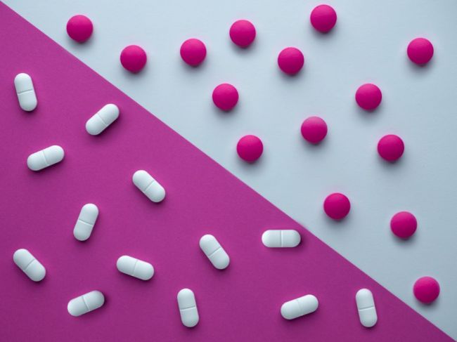 Môžu sa paracetamol a ibuprofen brať naraz? Najčastejšie otázky a odpovede o užívaní