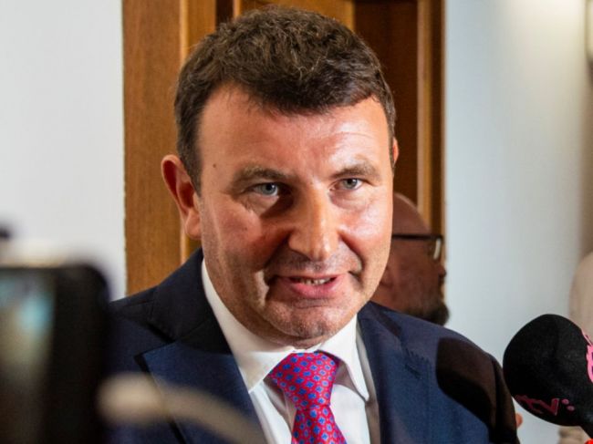 Bývalý šéf finančnej správy František Imrecze vypovedá na NAKA