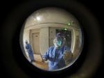 Americké tajné služby sa zhodli, že koronavírus nebol vyvinutý ako biologická zbraň