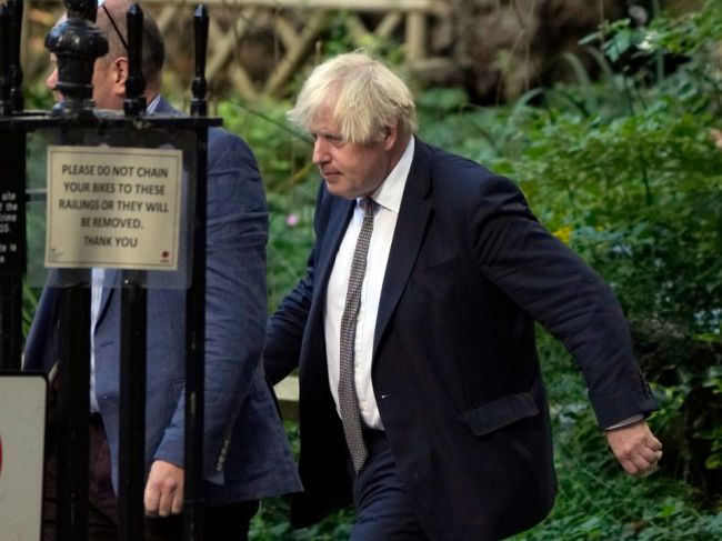 Británia v sobotu ukončí evakuačnú operáciu v Afganistane