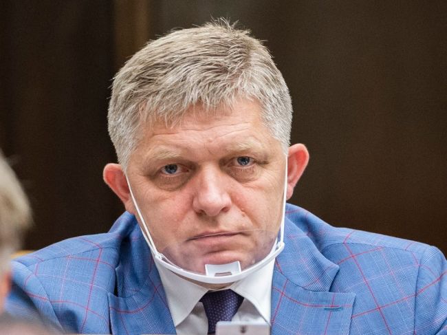 Fico: Koalícia odmietla rokovať o odvolaní Mikulca, lebo sa bojí pravdy