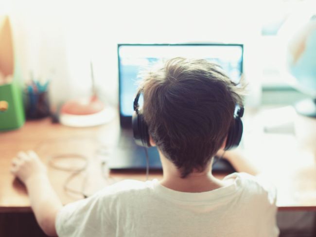 Deti v Číne sa budú môcť hrať online hry len tri hodiny týždenne