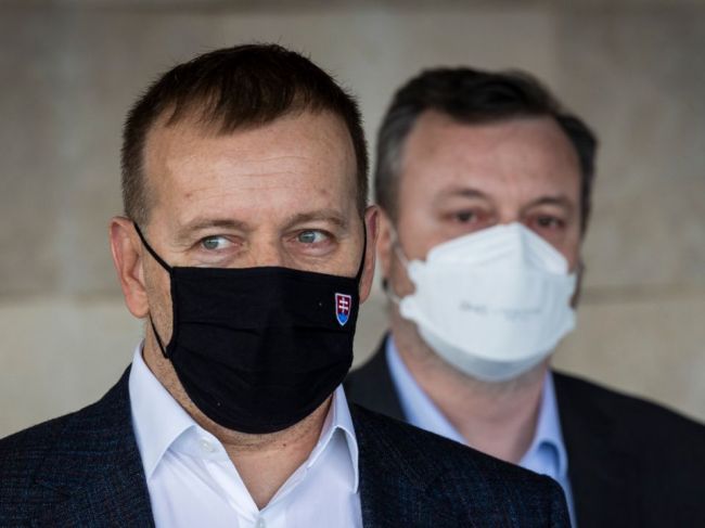 Kollár a Krajniak ocenili rozhodnutie Kovaříka odísť z funkcie