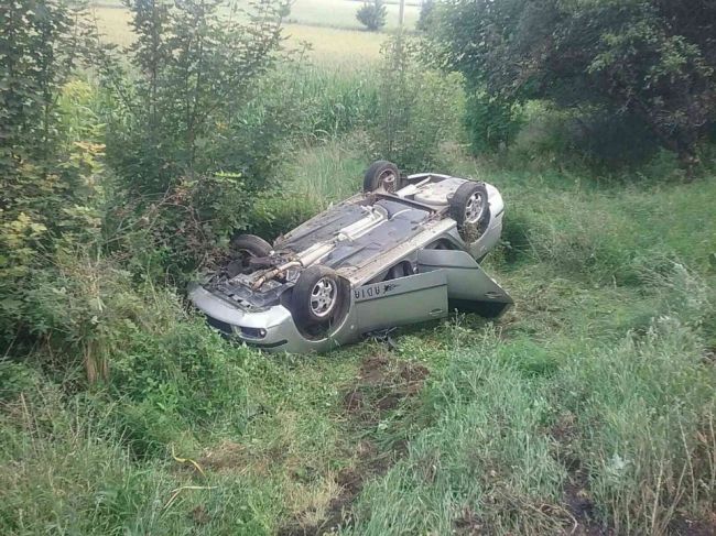 FOTO: Hasiči zasahujú pri vážnej dopravnej nehode v Abramovej, hlásia 8 zranených