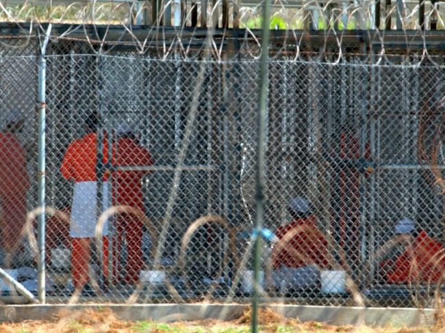 Dvaja novinári, ktorých zatkol Taliban, boli vo väzbe zbití