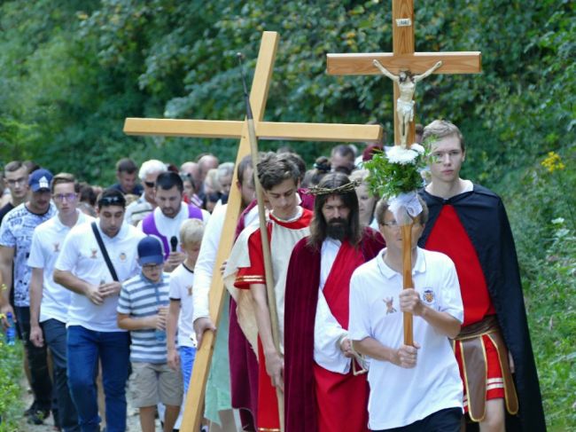 Katolíci na Slovensku slávia sviatok Sedembolestnej Panny Márie