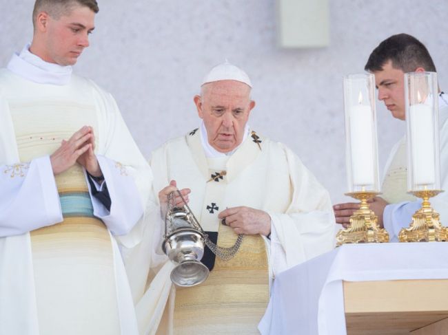 Panna Mária je pre slovenský národ vzorom viery, ktorá kráča po ceste
