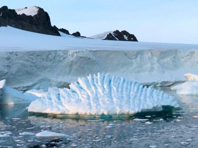 Vedci z EÚ: Ozónová diera nad Antarktídou je tento rok mimoriadne veľká