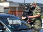 Časť policajtov sa z hraníc presunie do okresov. Budú kontrolovať dodržiavanie opatrení