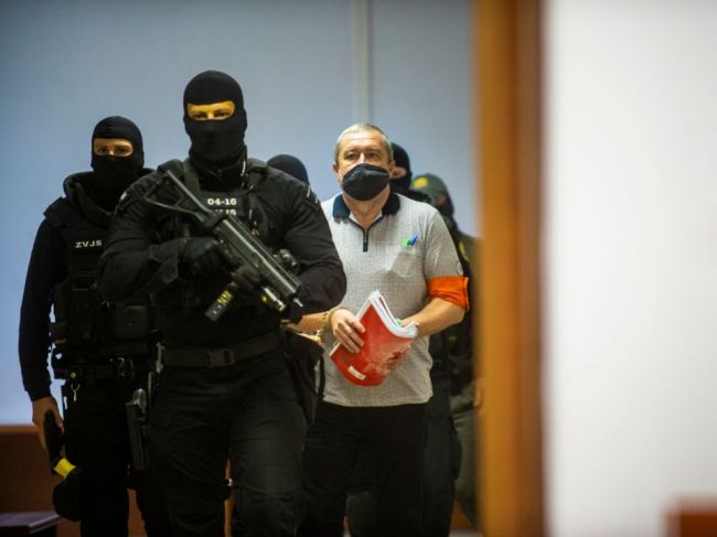 Rozsudok vo veci Dušana Kováčika zatiaľ nevyhlásia