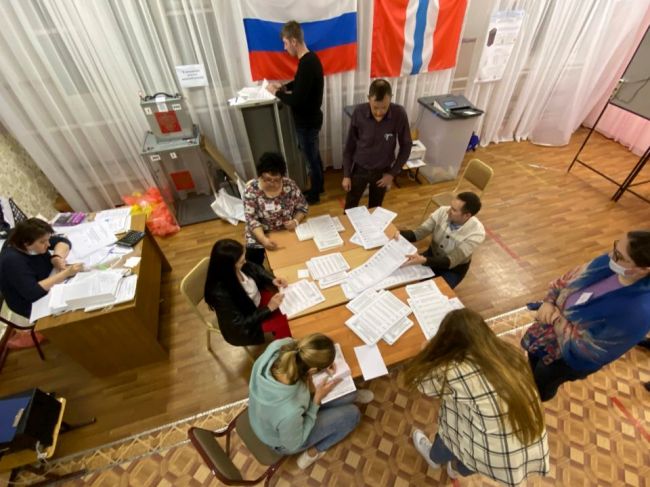 Kremeľ: Parlamentné voľby boli čestné; sčítaných je viac ako 98 percent hlasov