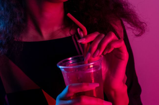 Pitie alkoholu u mladých dospelých je spojené s predčasným starnutím krvných ciev