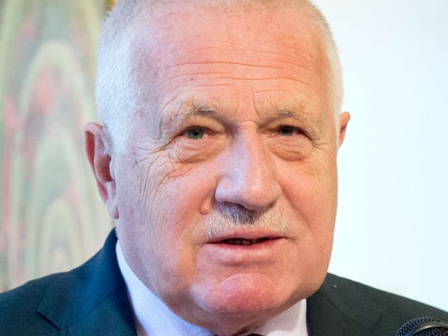 Exprezident Václav Klaus je opäť v nemocnici