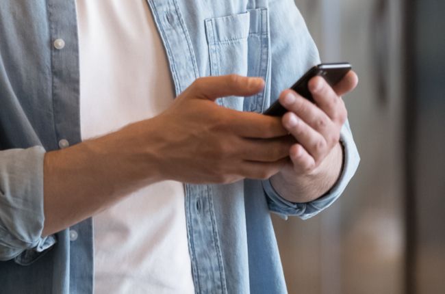 Úrad verejného zdravotníctva bude posielať ľuďom SMS správy