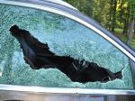 Výstrel zasiahol osobné vozidlo, prípad vyšetruje polícia