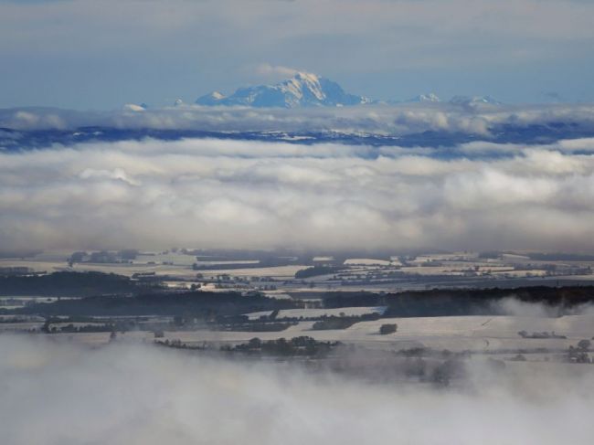 Vedci o jeden meter znížili oficiálnu výšku hory Mont Blanc