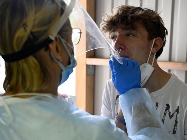 Na Slovensku pribudlo 1293 prípadov nákazy novým koronavírusom a 11 obetí