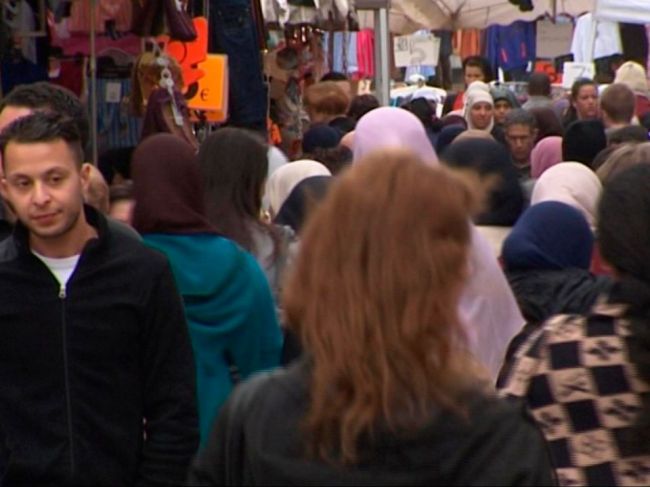 Belgičania vyjadrili nespokojnosť s demokraciou, mnohí chcú tvrdšiu formu vlády