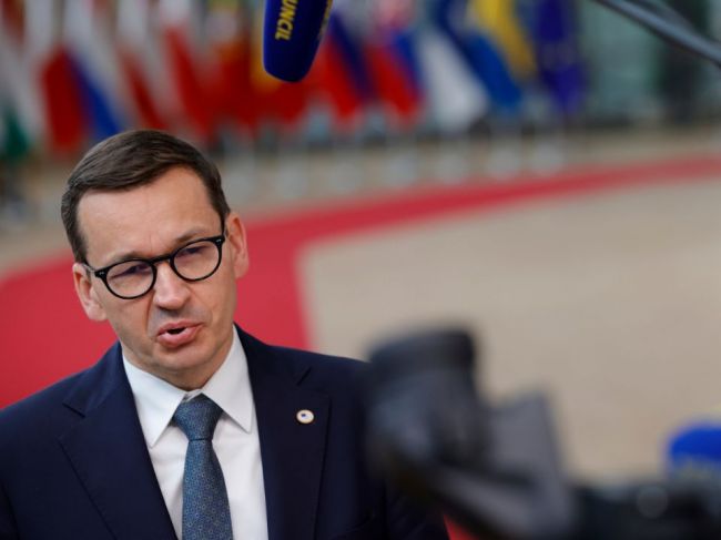 Poľský premiér chce prehovoriť pred Europarlamentom o rozhodnutí Ústavného súdu