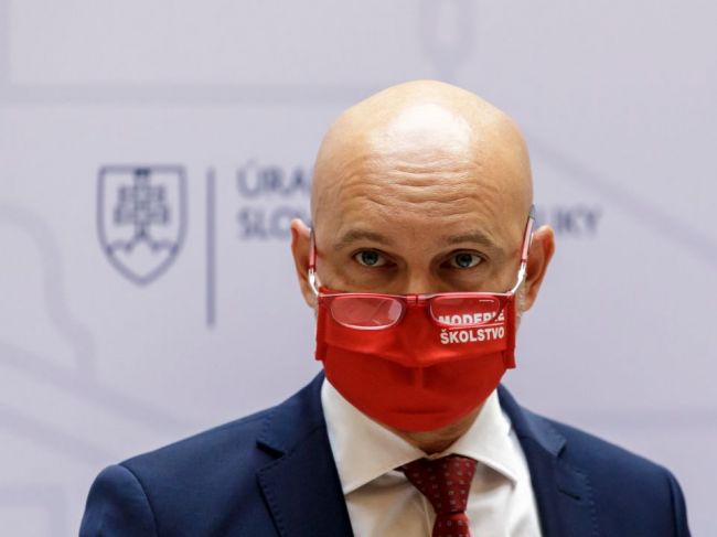 Gröhling chce o zvýšení rozpočtu pre školstvo ešte diskutovať s premiérom a Matovičom