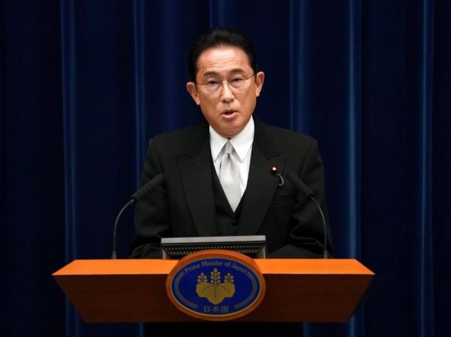 Japonský premiér rozpustil parlament, koncom októbra sa budú konať voľby