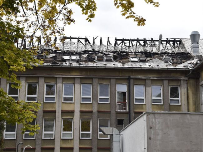 Situácia v ÚVN je po požiari pod kontrolou, škody zatiaľ nepoznajú