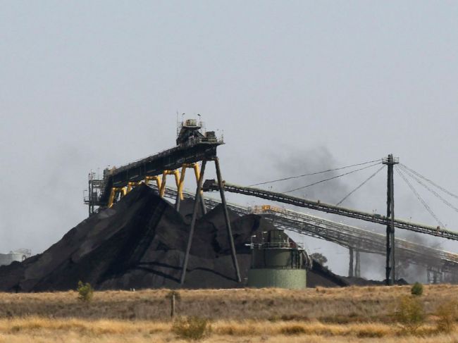 Výroba elektriny z uhlia v Spojených štátoch sa tento rok zvýši o viac než pätinu