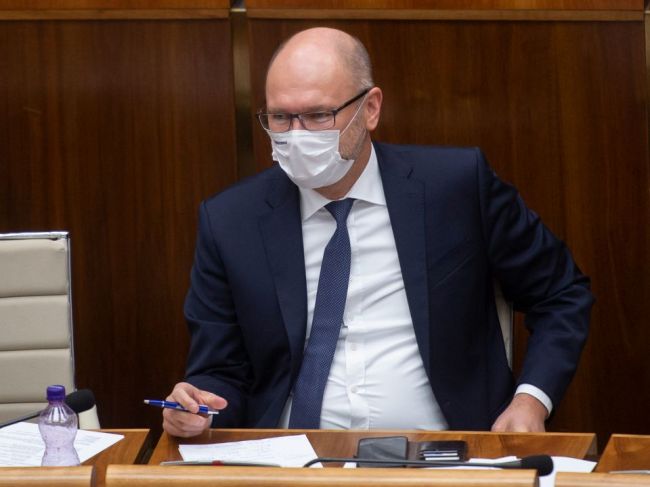 Sulík: Zverejnené videá z chaty musia posúdiť experti