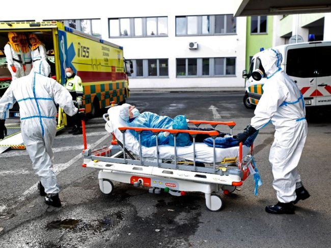 V Česku pribudlo najviac nakazených za sobotu od 20. marca