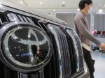 Predaj áut v Japonsku klesol v októbri na historické minimum