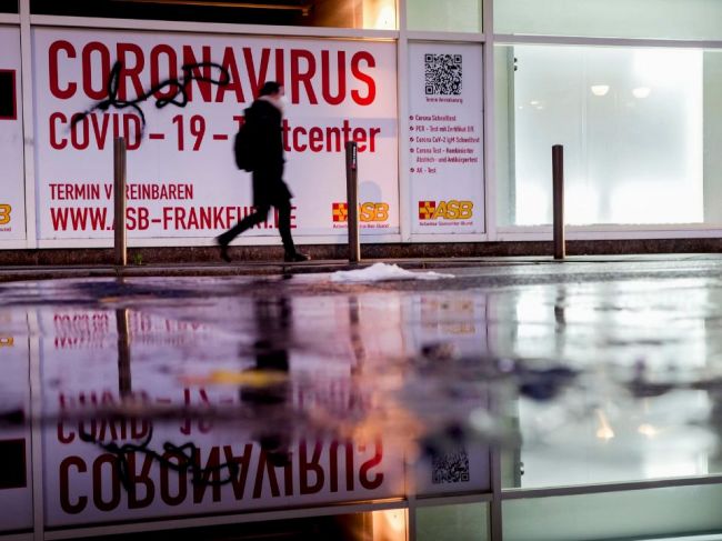 Nemecko zažíva podľa ministra zdravotníctva pandému nezaočkovaných