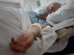 Hodnota strednej dĺžky života sa pre pandémiu znížila u oboch pohlaví