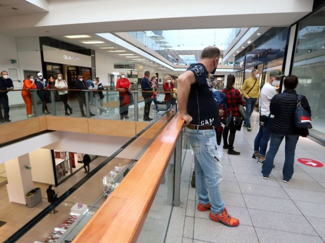 Počas víkendu zaočkovali v obchodnom centre v Banskej Bystrici 412 ľudí