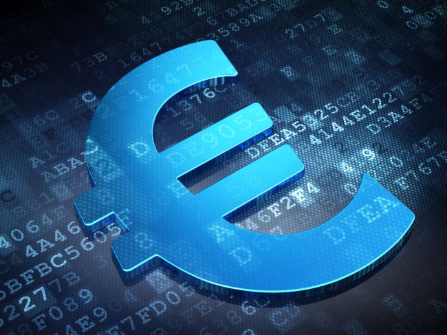 Euro sa v pondelok mierne zotavilo z piatkových strát