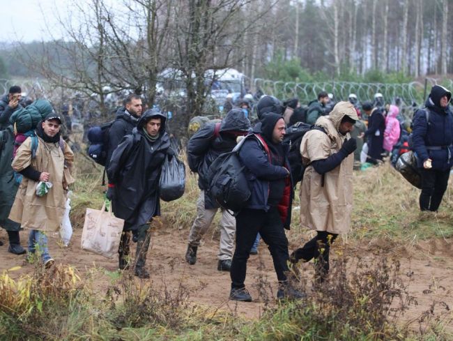 Spojené štáty vyzvali Bielorusko, aby prestalo "organizovať" prílev migrantov do Európy