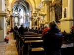 V Bratislavskej arcidiecéze bude platiť dišpenz od povinnej účasti na omšiach