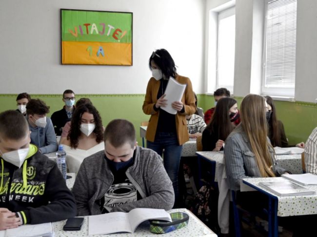 Prieskum: Slovenské školy podľa žiakov nepodporujú tvorivosť