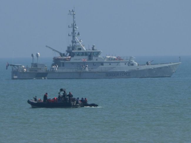 Francúzsko odkázalo Británii, aby ho prestala "poučovať" o migrantoch