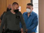 Súd prepustil Ladislava Bašternáka podmienečne na slobodu