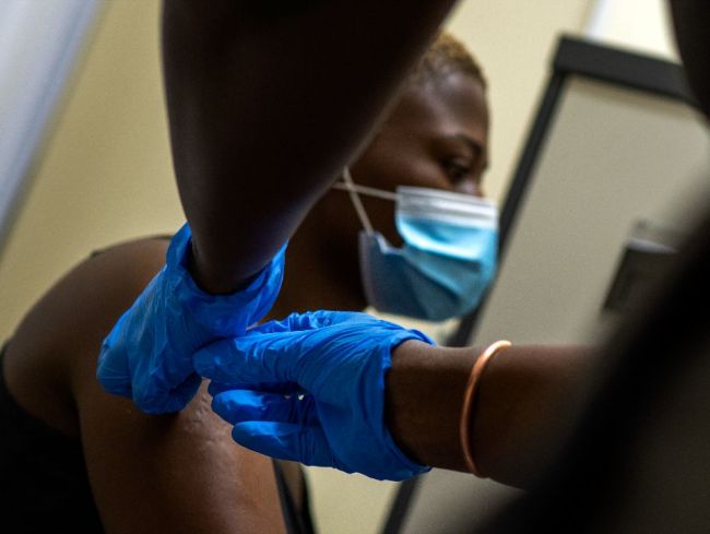 EÚ daruje africkým krajinám 99,6 milióna dávok vakcín