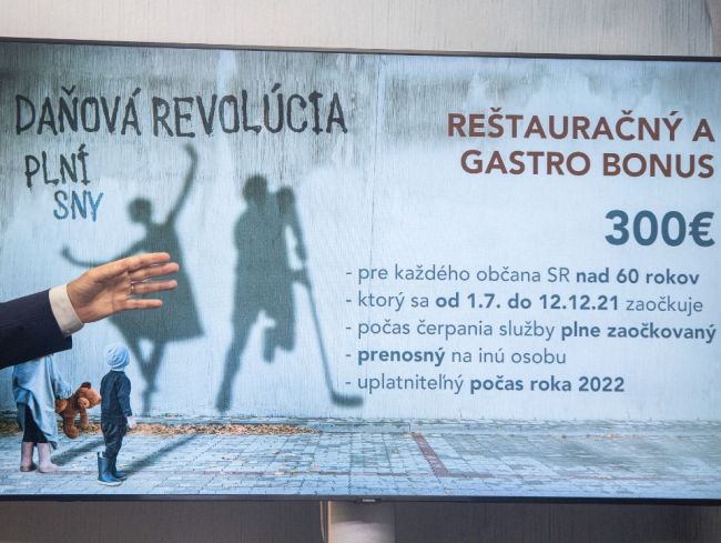 Matovič chce zaviesť rekreačný a gastro bonus, mal by zvýšiť záujem o očkovanie
