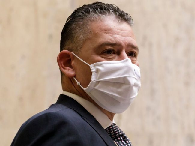 Núdzový stav je na spadnutie, Mikulec prezradil viac o rokovaniach