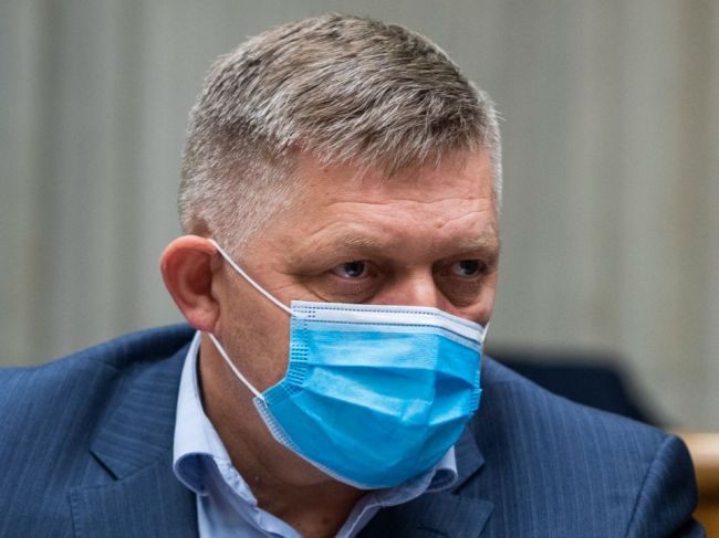 Fico: Minister zdravotníctva by mal odísť, potrebujeme tvrdého manažéra