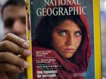 Známe "Afganské dievča" z obálky National Geographic evakuovali do Talianska