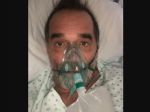 Nezaočkovaný herec Miroslav Etzler je na kyslíku s covidom a zápalom pľúc