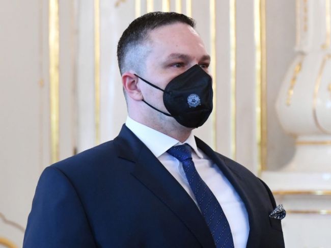 Riaditeľ SIS Aláč: Cudzie služby sa po voľbách snažili o kontakty na predstaviteľov štátu