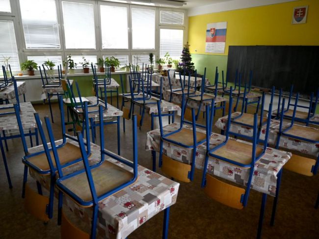 RÚVZ od budúceho týždňa zatvára školy v ďalšom okrese