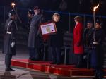 Nemecké ozbrojené sily sa vojenskou ceremóniou rozlúčili s Merkelovou